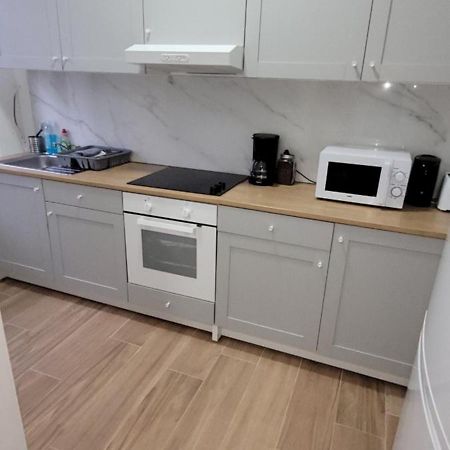 Apartamento Au Pied Du Theatre Verviers Exterior foto